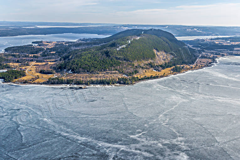 Hoverberget vid Storsjön byar, drönarbilder, drönarfoto, flygbild, flygbilder, Flygfoto, flygfoton, Hoverberg, Jämtland, Landskap, vår