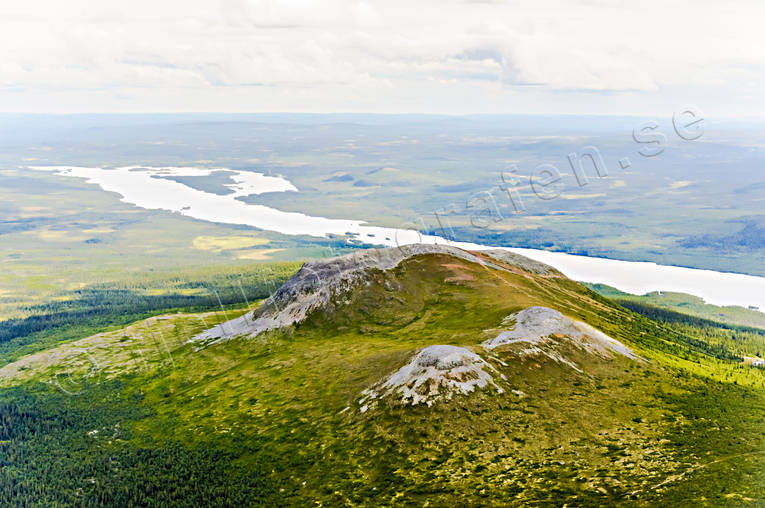 Hovärken och Lofssjön drönarbilder, drönarfoto, fjäll, fjällbilder, fjälltoppar, flygbild, flygbilder, Flygfoto, flygfoton, Hovärken, Härjedalen, Landskap, Lofssjön, lågfjäll, sommar, vemdalskvartsit