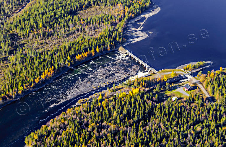 Hårkan Hotagsströmmen drönarbilder, drönarfoto, flygbild, flygbilder, Flygfoto, flygfoton, Hotagen, Hotagsströmmen, Hovdet, Hårkan, höst, Jämtland, älvar