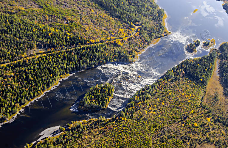 Hårkan Hotagsströmmen drönarbilder, drönarfoto, flygbild, flygbilder, Flygfoto, flygfoton, Hotagen, Hotagsströmmen, Hovdet, Hårkan, höst, Jämtland, älvar