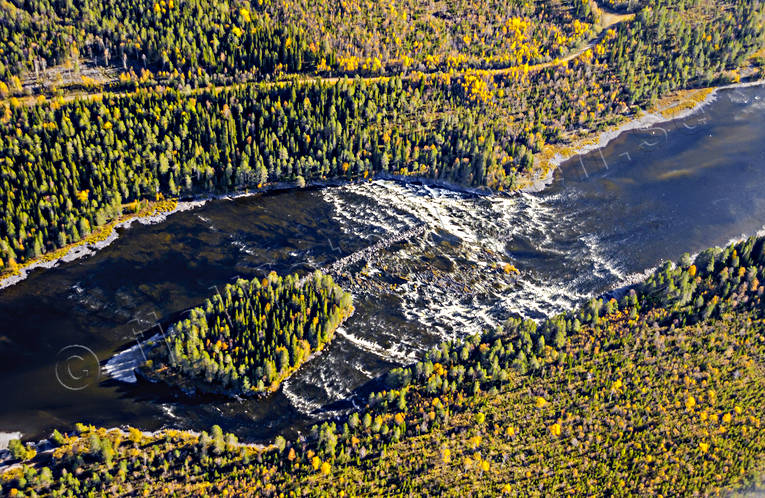 Hårkan Hotagsströmmen drönarbilder, drönarfoto, flygbild, flygbilder, Flygfoto, flygfoton, Hotagen, Hotagsströmmen, Hovdet, Hårkan, höst, Jämtland, älvar