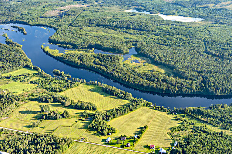 Hårkan vid Husås drönarbilder, drönarfoto, flygbild, flygbilder, Flygfoto, flygfoton, Hårkan, Jämtland, sommar, älvar