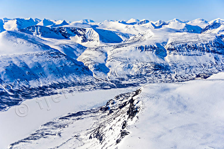 Högfjäll i Sarek Vassjabakte drönarbilder, drönarfoto, flygbild, flygbilder, Flygfoto, flygfoton, högfjäll, Landskap, lappland, sarek, Vassjabakte, vinter