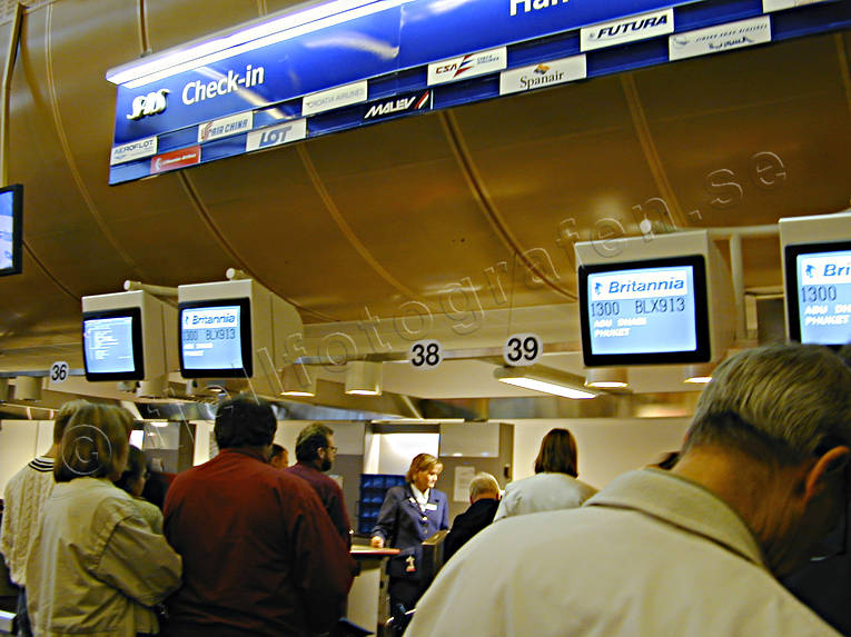 Arlanda, check-in, flyg, flygplats, flygresa, incheckning, kommunikationer, luftfart, trafikflyg