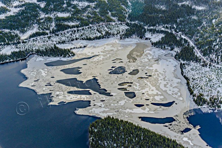 Isläggning på sjön Äcklingen drönarbild, drönarbilder, drönarfoto, flygbild, flygbilder, Flygfoto, flygfoton, höst, is, iskonst, isläggning, Jämtland, Landskap, årstid, årstider, Äcklingen