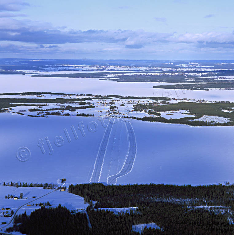drnarbilder, drnarfoto, flygbild, flygbilder, Flygfoto, flygfoton, isvg, Jmtland, Landskap, Nordern, Storsjn, vinter, vinterlandskap