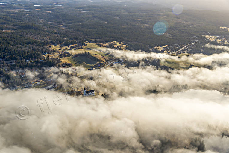 Kall kyrkby Flygfoto dimma, drönarbilder, drönarfoto, flygbild, flygbilder, Flygfoto, flygfoton, Jämtland, kall, kyrka, kyrkor, samhällen, vår