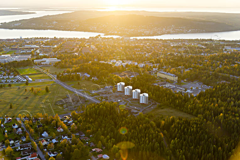 drnarbilder, drnarfoto, flygbild, flygbilder, Flygfoto, flygfoton, hghus, hst, Jmtland, Karlslund, samhllen, stersund