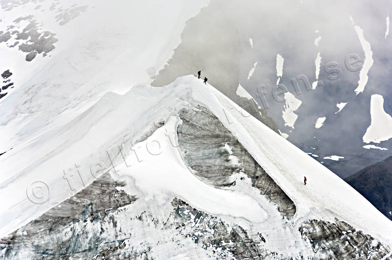 Kebnekaise Klättrare på Sydtoppen bestiga, bestigning, drönarbilder, drönarfoto, fjälltopp, flygbild, flygbilder, Flygfoto, flygfoton, Kebnekaise, klättrare, Landskap, lappland, sommar, vandrare