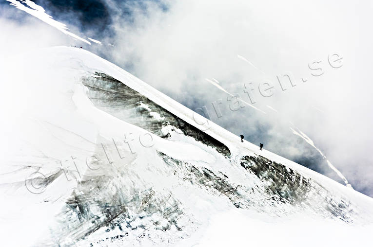 Kebnekaise Klättrare vid Sydtoppen bestiga, bestigning, drönarbilder, drönarfoto, fjälltopp, flygbild, flygbilder, Flygfoto, flygfoton, Kebnekaise, klättrare, Landskap, lappland, sommar, vandrare