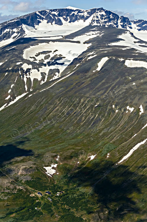 Kebnekaise och fjällstationen drönarbilder, drönarfoto, fjällstation, flygbild, flygbilder, Flygfoto, flygfoton, Kebnekaise, Ladtjovagge, Landskap, lappland, sommar, Turiststation