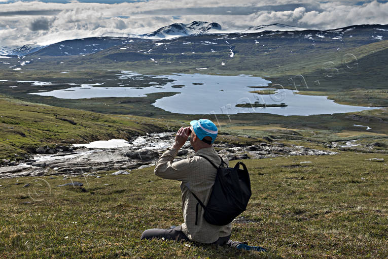 fjll, fjllandskap, fjllen, fjllvandrare, fjllvandring, fjllvistelse, friluftsliv, Gahpesluoppal, Jllevare, Kapasluoppal, kikarspaning, Landskap, lappland, Lappland norr, nationalpark, natur, Padjelanta, Padjelanta Nationalpark, sommar, Stadda, Staddajaure, stmning, uteliv