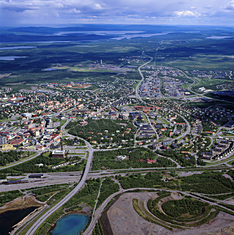 drönarbilder, drönarfoto, flygbild, flygbilder, Flygfoto, flygfoton, järnväg, Kiruna, lappland, städer