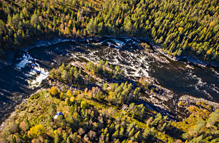 Klöstafallet i Långan drönarbilder, drönarfoto, flygbild, flygbilder, Flygfoto, flygfoton, höst, Jämtland, Klöstafallet, Långan, strömmar, älv, älvar