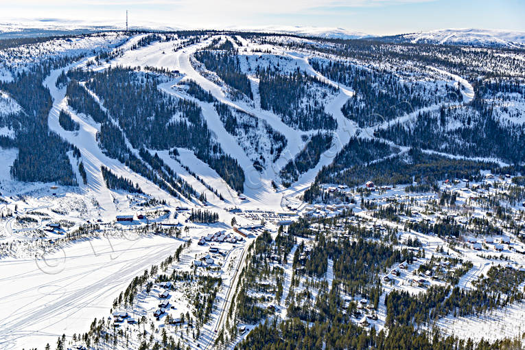 Klövsjö Skidanläggning anläggningar, drönarbilder, drönarfoto, flygbild, flygbilder, Flygfoto, flygfoton, Jämtland, Klövsjö, skidanläggning, skidbackar, skidort, vinter