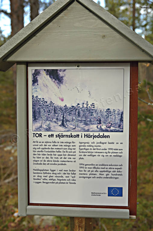 Krater efter meteoritnedslag Härjedalen, höst, krater, meteorit, meteoritnedslag, miljö, natur, Sevärdheter, Tännäs
