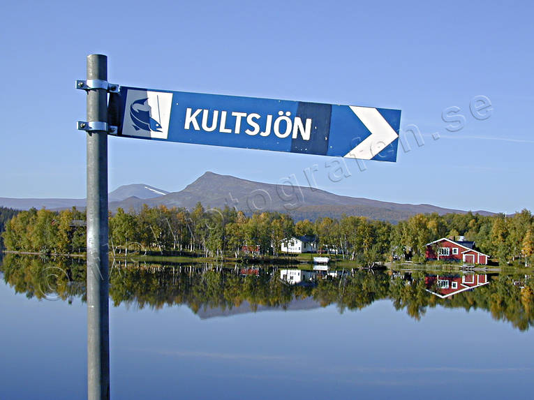 Kultsjön och Statsfjället vid Saxnäs bleke, höst, Kultsjön, Landskap, lappland, Saxnäs, Statsfjället, stilla