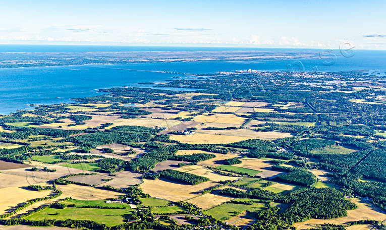 Kulturlandskap Småland Flygfoto drönarbilder, drönarfoto, flygbild, flygbilder, Flygfoto, flygfoton, Kalmar, Kalmarsund, kulturlandskap, Landskap, Lindsdal, odlingslandskap, Småland, sommar, Ölandsbron
