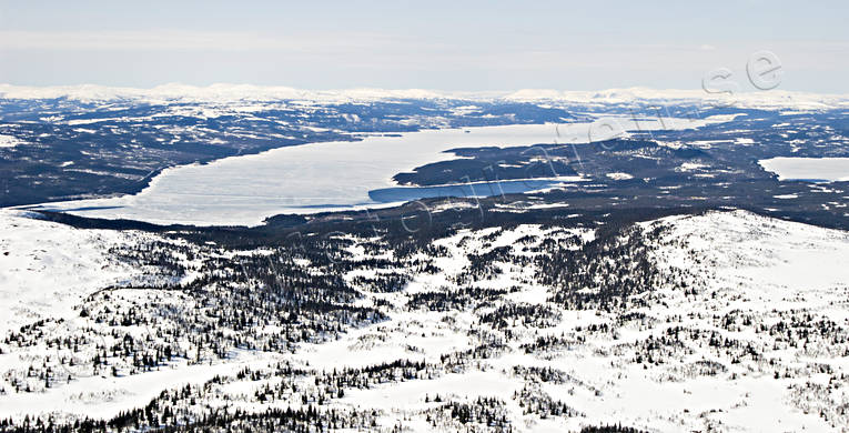 Kvarnbergsvattnet Frostviken drönarbilder, drönarfoto, flygbild, flygbilder, Flygfoto, flygfoton, Frostviken, Gäddede, Junsterklumpen, Jämtland, Kvarnbergsvattnet, Landskap, Ströms Vattudal, vinter