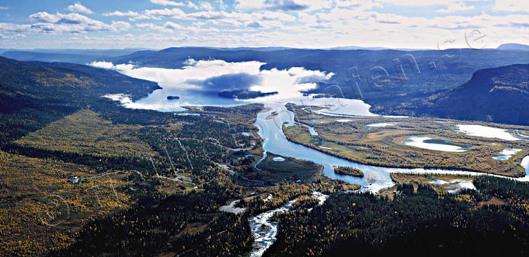 Kvikkjokk och Saggat drönarbilder, drönarfoto, flygbild, flygbilder, Flygfoto, flygfoton, höst, Kvikkjokk, Landskap, lappland, panorama, Saggat, Svenska Fjällen
