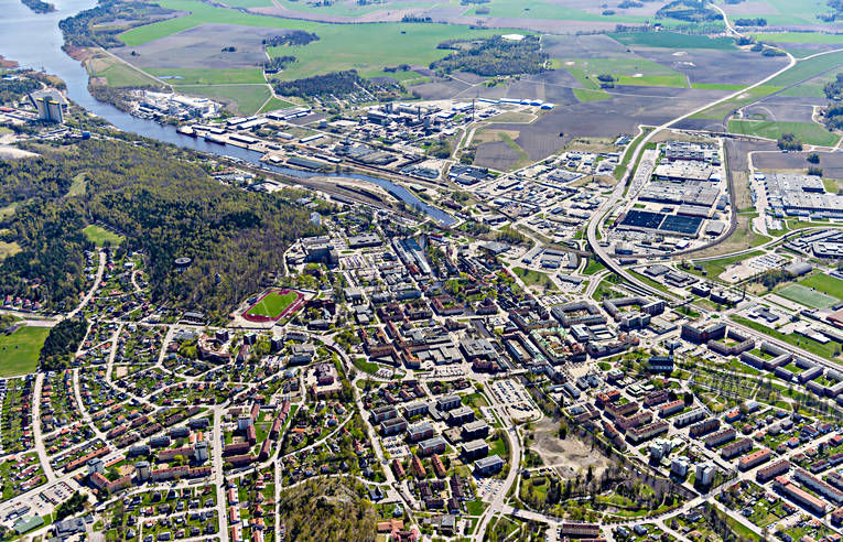 Köping Flygfoto drönarbilder, drönarfoto, flygbild, flygbilder, Flygfoto, flygfoton, Köping, Köpingsån, städer, vår, Västmanland