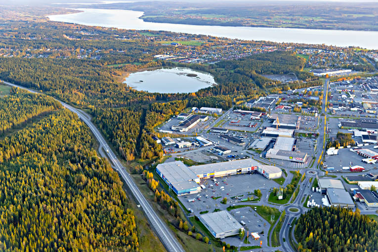 Lillänge Östersund Flygfoto Brunfloviken, drönarbilder, drönarfoto, E14, flygbild, flygbilder, Flygfoto, flygfoton, höst, industriområde, Jämtland, Lillsjön, Lillänge, Odenskog, samhällen, Östersund