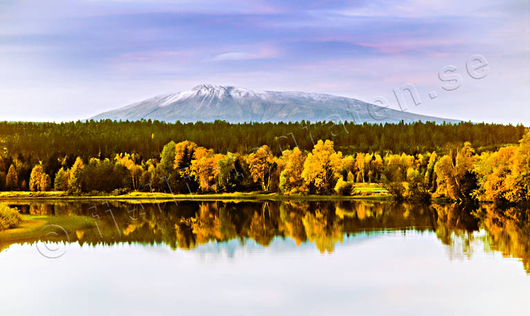 Ljusnan och Sonfjället fjäll, Härjedalen, höst, Landskap, Ljusnan, Sonfjället, stämning, stämningsbild, stämningsbilder, vatten, årstid, årstider