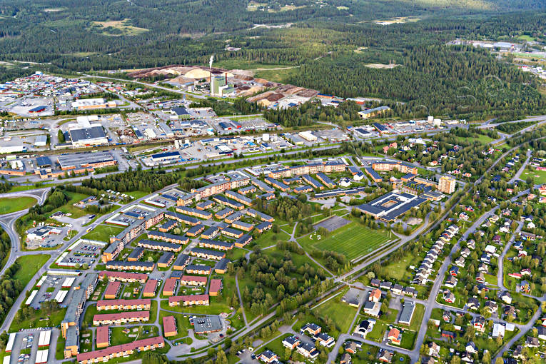 bostadsomrde, drnarbilder, drnarfoto, flygbild, flygbilder, Flygfoto, flygfoton, Jmtland, Lugnvik, sommar, stder, vrmeverk, stersund