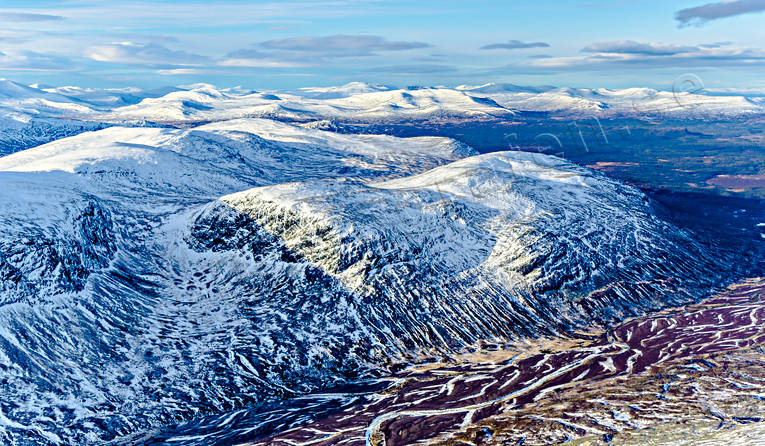 Lunndörren och Trondfjällen drönarbild, drönarbilder, drönarfoto, fjälldal, flygbild, flygbilder, Flygfoto, flygfoton, Jämtland, Landskap, Lundörren, Lundörrspasset, Trondfjällen, vinter