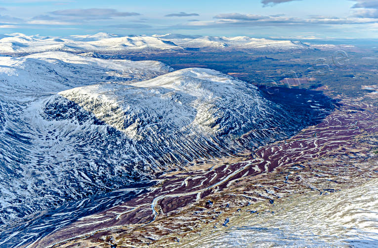 Lunndörren och Trondfjällen drönarbild, drönarbilder, drönarfoto, fjälldal, flygbild, flygbilder, Flygfoto, flygfoton, Jämtland, Landskap, Lundörren, Lundörrspasset, Trondfjällen, vinter