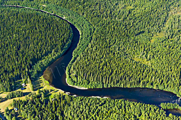 Långan vid Djupede Djupede, drönarbilder, drönarfoto, flygbild, flygbilder, Flygfoto, flygfoton, Jämtland, Långan, sommar, älv, älvar