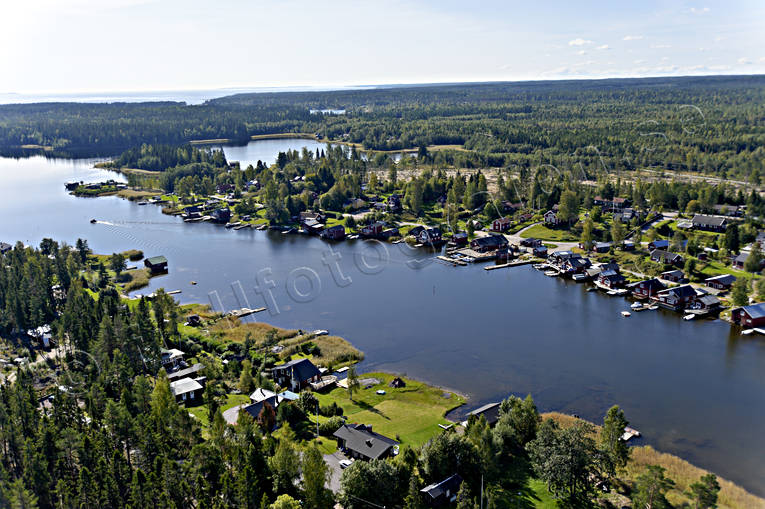 drnarbilder, drnarfoto, flygbild, flygbilder, Flygfoto, flygfoton, Landskap, Medelpad, sommar, stugor