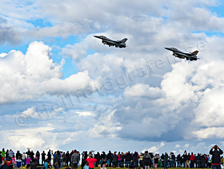allmnflyg, flyg, flyguppvisning, kommunikationer, luftfart, Mid Sweden Air Show, midswedenairshow, uppvisning
