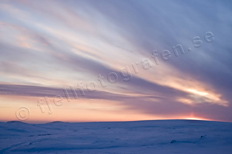 Midvinter på fjället Landskap, lappland, vinter, årstid, årstider