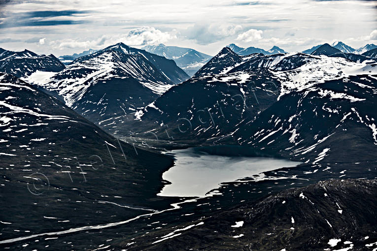 Miellädno och Alggajavrre Alggajavrre, Alggavagge, drönarbild, drönarbilder, drönarfoto, fjäll, flygbild, flygbilder, Flygfoto, flygfoton, Landskap, lappland, Miellädno, nationalpark, sarek, sommar