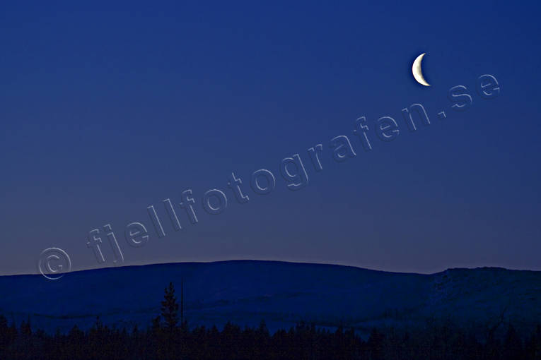 bl, Laponia, lappland, mne, mnskra, natt, stmning, stmningsbild, stmningsbilder