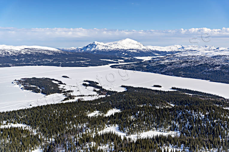 Nedre Granås Tärnaby drönarbilder, drönarfoto, flygbild, flygbilder, Flygfoto, flygfoton, Geavhta, Landskap, lappland, Ryjvejegaejsie, Stalofjället, vinter, vår