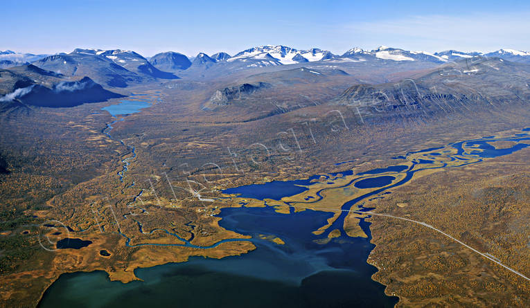 Nikkaluokta drönarbilder, drönarfoto, fjäll, flygbild, flygbilder, Flygfoto, flygfoton, höst, Landskap, lappland, Nikkaluokta, panorama, panoramabild, panoramabilder