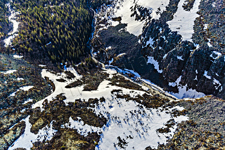 Njupeskär vattenfall Flygfoto Dalarna, drönarbilder, drönarfoto, fjäll, flygbild, flygbilder, Flygfoto, flygfoton, Fulufjället, Fulufjällets, Landskap, nationalpark, Njupeskär, Njupån, vattenfall, vår
