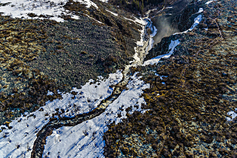 Njupeskär vattenfall Flygfoto Dalarna, drönarbilder, drönarfoto, fjäll, flygbild, flygbilder, Flygfoto, flygfoton, Fulufjället, Fulufjällets, Landskap, nationalpark, Njupeskär, Njupån, vattenfall, vår