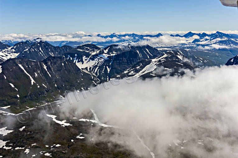 Njåtjosvagge i Sarek drönarbilder, drönarfoto, flygbild, flygbilder, Flygfoto, flygfoton, Landskap, lappland, moln, nationalpark, Njåtjosvagge, sarek, sommar