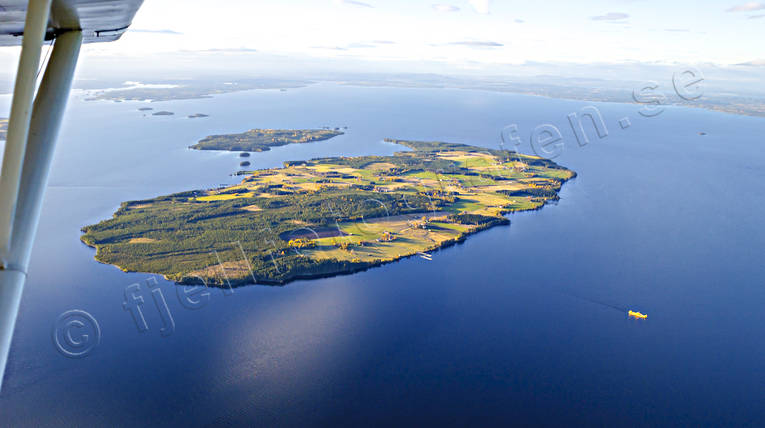 Norderön och Verkön bilfärja, drönarbilder, drönarfoto, flygbild, flygbilder, Flygfoto, flygfoton, Hammarnäset, Jämtland, Landskap, Norderön, samhällen, sommar, storsjöflaket, Storsjön, Utöarna, Verkön