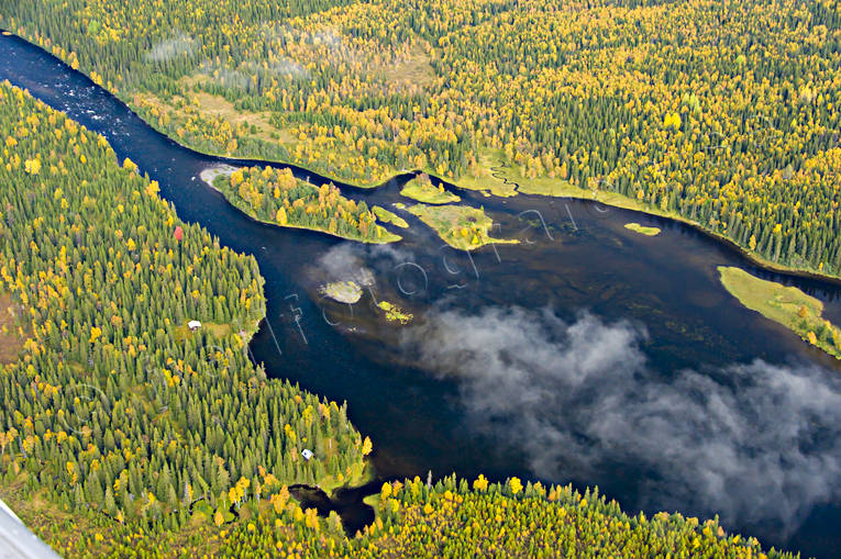 Norängesströmmen i Åreälven drönarbilder, drönarfoto, flygbild, flygbilder, Flygfoto, flygfoton, höst, Jämtland, Norängesströmmen, vattendrag, Åreälven, älvar