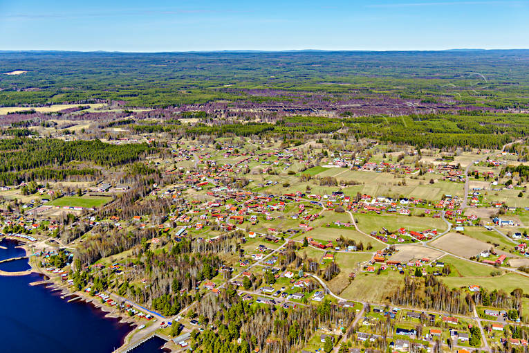 Nusnäs Dalarna Flygfoto Dalarna, drönarbilder, drönarfoto, flygbild, flygbilder, Flygfoto, flygfoton, Nusnäs, samhällen, Siljan, strand, vår