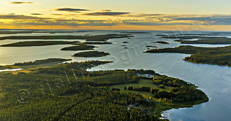 Näsudden Rävahavet Piteå Bottenviken, drönarbilder, drönarfoto, flygbild, flygbilder, Flygfoto, flygfoton, Hällen, Landskap, Långöarna, Nord-Fårön, Norrbotten, Näsudden, Piteå, Piteå skärgård, Rävahavet, skärgård, sommar