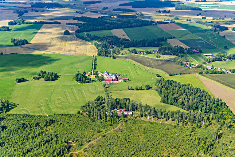 Odlingslandskap Västergötland drönarbilder, drönarfoto, flygbild, flygbilder, Flygfoto, flygfoton, Landskap, odlingslandskap, sommar, Spännefalla, Västergötland