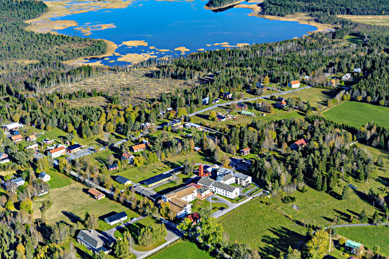 Offerdal Flygfoto byar, drönarbilder, drönarfoto, flygbild, flygbilder, Flygfoto, flygfoton, höst, Jämtland, Landskap, Offerdal, samhällen, änge