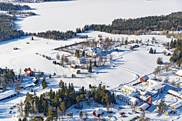Offerdals Kyrka Flygfoto byar, drönarbilder, drönarfoto, flygbild, flygbilder, Flygfoto, flygfoton, Jämtland, kyrka, kyrkor, Offerdal, samhällen, vinter, änge