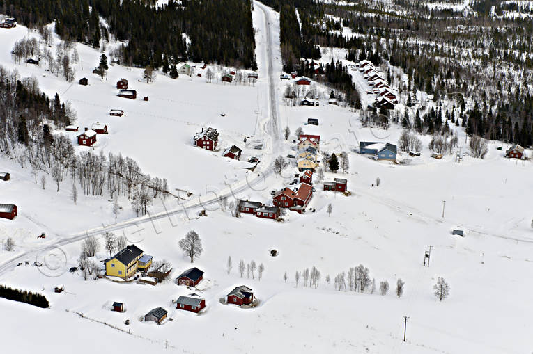 Ottsjö i Jämtland drönarbilder, drönarfoto, flygbild, flygbilder, Flygfoto, flygfoton, gårdar, Jämtland, Ottsjö, vinter