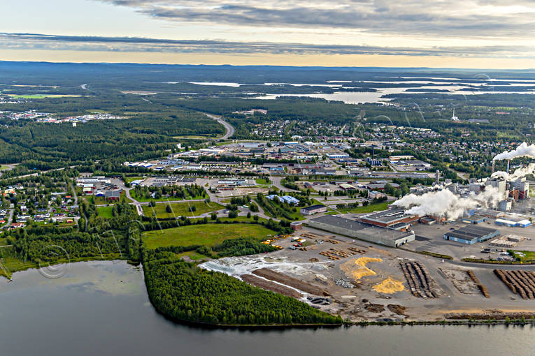 Pappersbruk Smurfit Kappa Piteå drönarbilder, drönarfoto, flygbild, flygbilder, Flygfoto, flygfoton, Landskap, Norrbotten, Piteå, samhällen, sommar